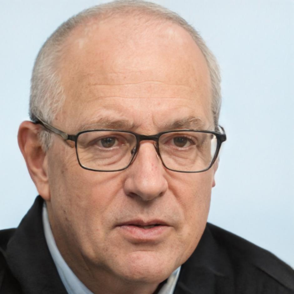 Ritratto professionale di Davide Longo